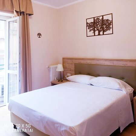 Guesthouse Central Station Group - Via Ponte Seveso 18 Мілан Екстер'єр фото