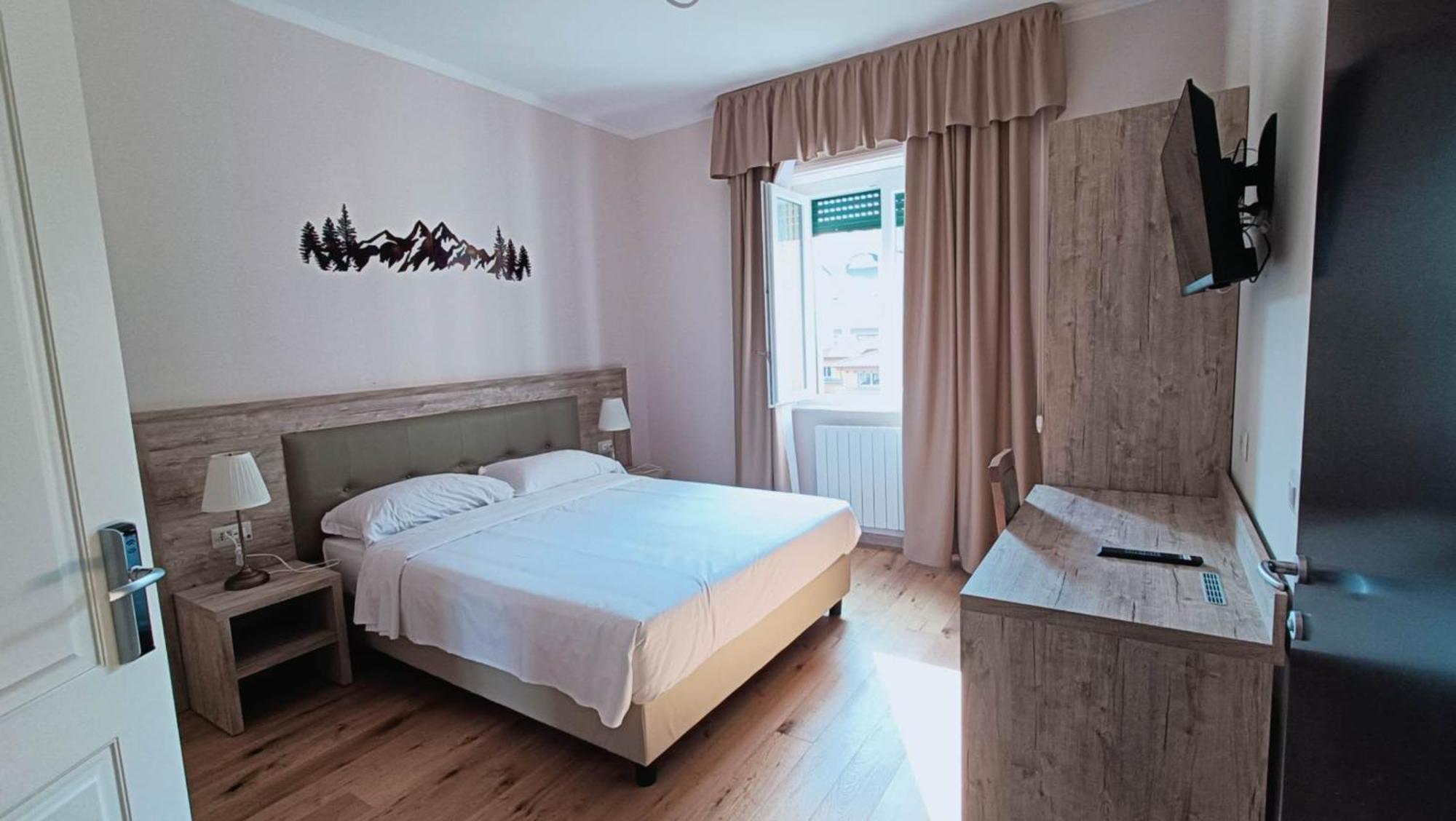 Guesthouse Central Station Group - Via Ponte Seveso 18 Мілан Екстер'єр фото
